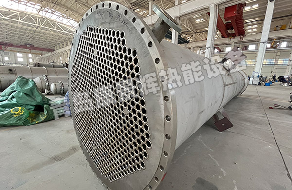 管殼式汽水換熱器結(jié)構(gòu) 管殼式汽水換熱器結(jié)構(gòu)