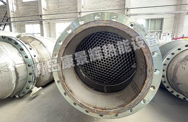 鈦管換熱器特點與優(yōu)勢 鈦管換熱器特點與優(yōu)勢